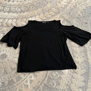 New York & Company cold shoulder top, size L GUC!